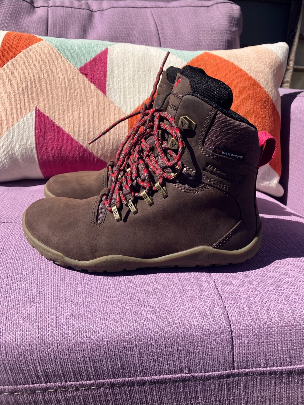 Vivo Brown Hiking Boots EUR35 with Red Lace Accents